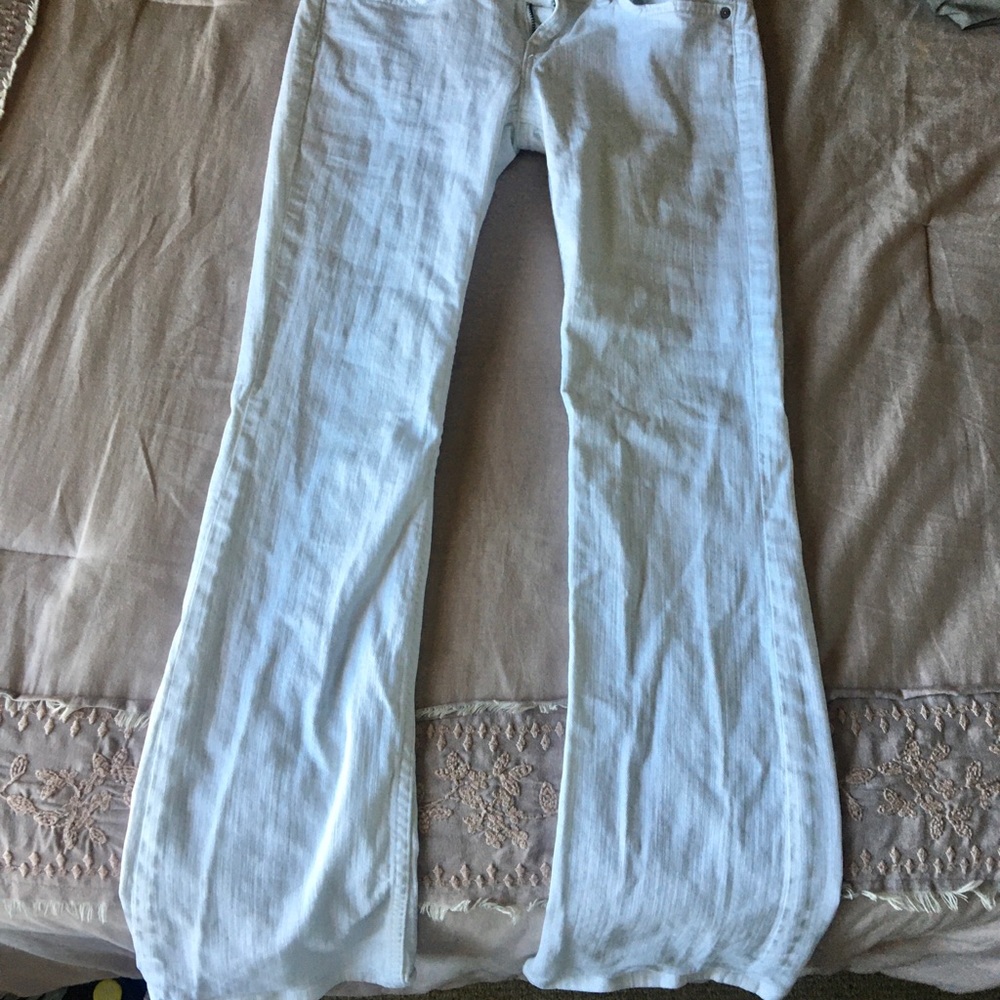 BOOTCUT/ FLARE WHITE JEANS